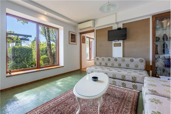 House A1, for 10 persons