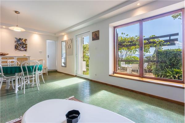 House A1, for 10 persons