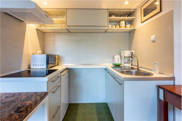 House A1, for 10 persons