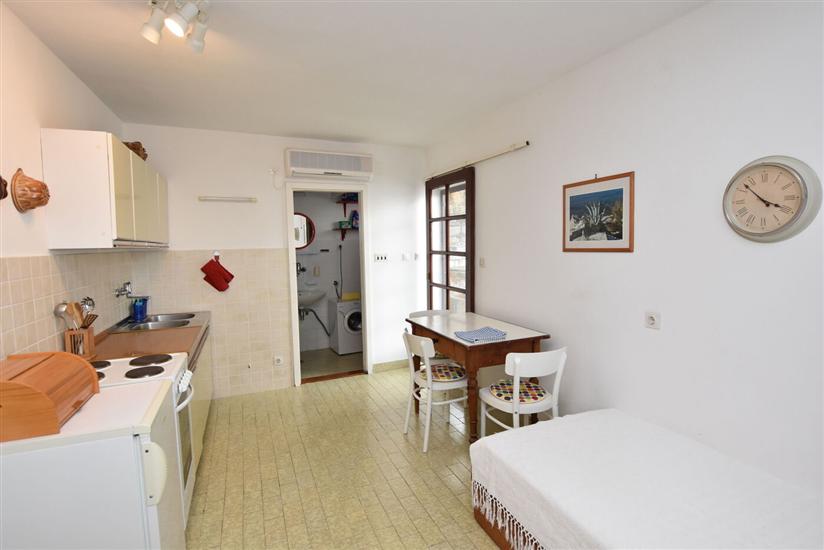 Apartment A1, for 2 persons