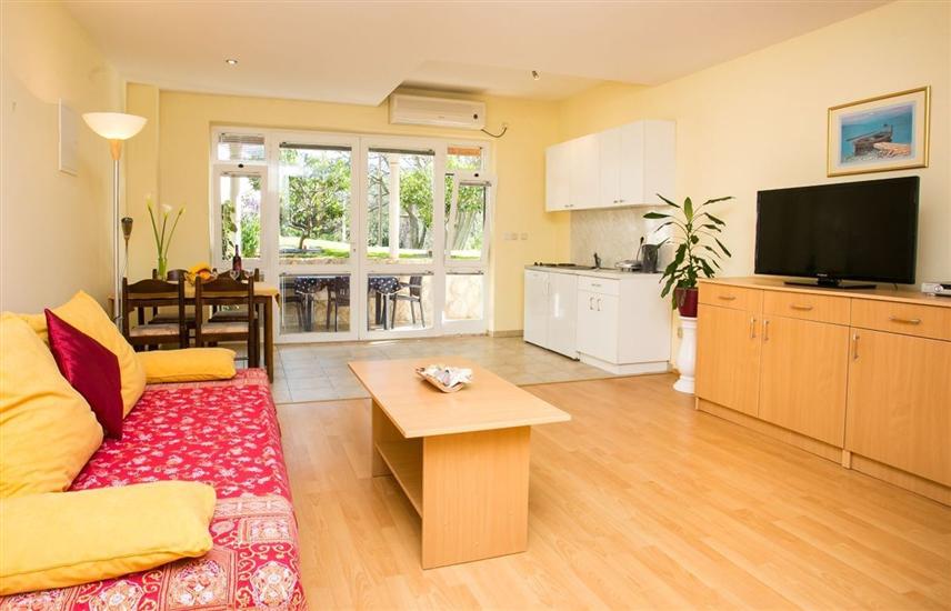 Apartment A2, for 4 persons