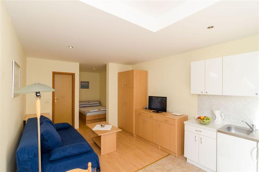 Apartment A1, for 3 persons