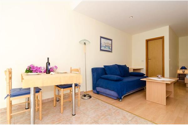 Apartment A1, for 3 persons