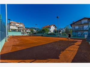 Apartments Ante Kastel Stafilic, Size 26.00 m2, Airline distance to town centre 200 m