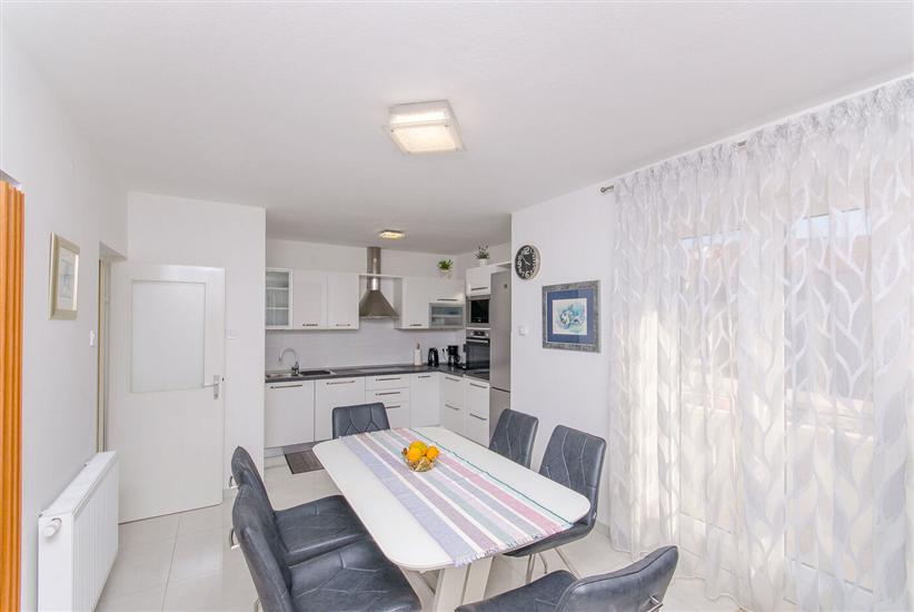 Apartman A1, na 5 osebe