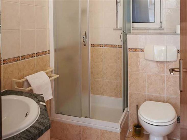 Apartment A1, for 6 persons