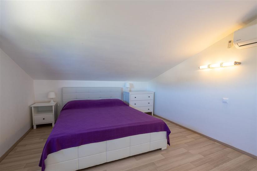 Apartment A5, for 4 persons