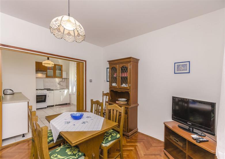 Apartment A1, for 4 persons
