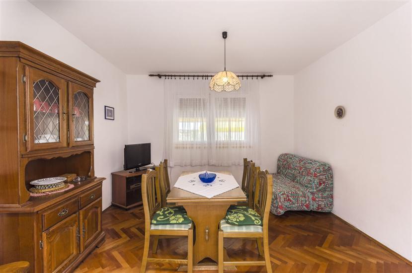 Apartment A1, for 4 persons