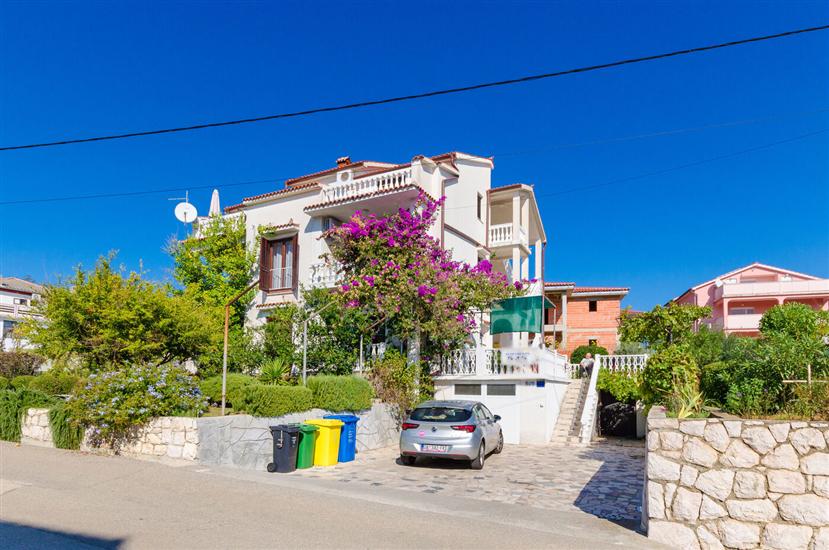 Apartments Ljubica J