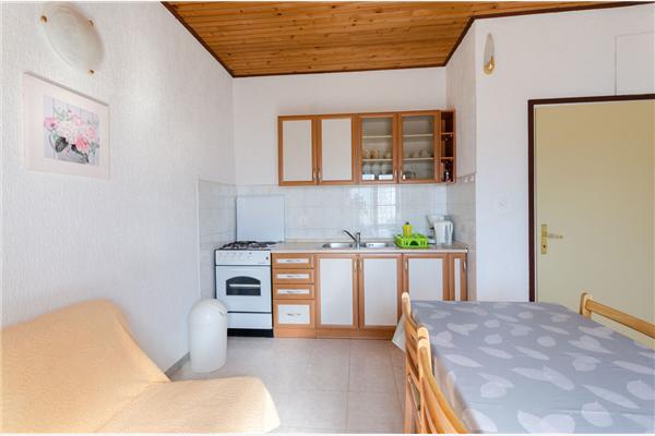 Apartment A4, for 4 persons