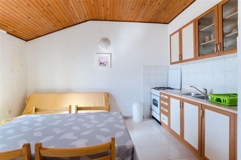 Apartment A4, for 4 persons