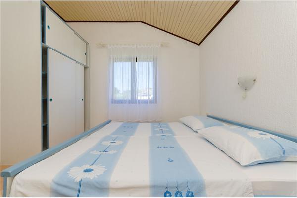 Apartment A4, for 4 persons