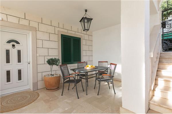 Apartment A2, for 4 persons