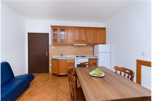 Apartment A2, for 5 persons