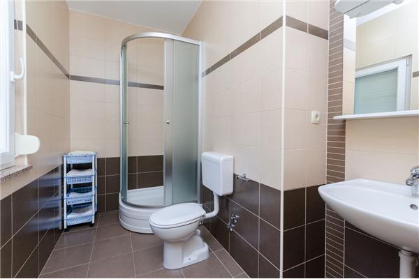 Apartment A2, for 5 persons