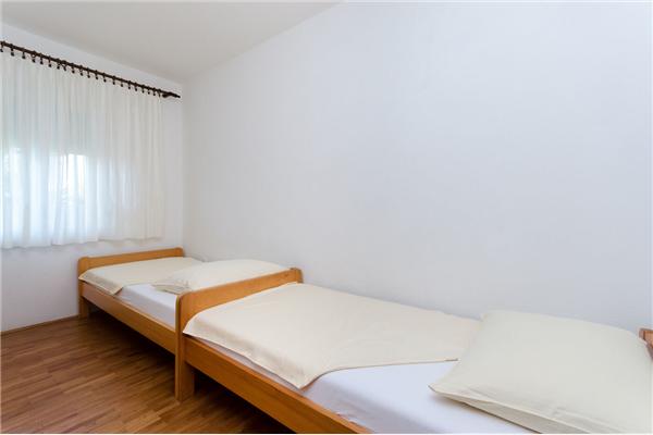 Apartment A3, for 5 persons