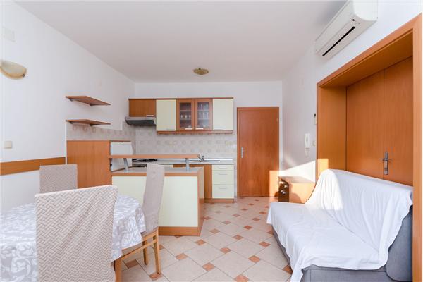 Apartment A2, for 5 persons