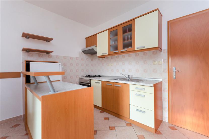 Apartment A2, for 5 persons