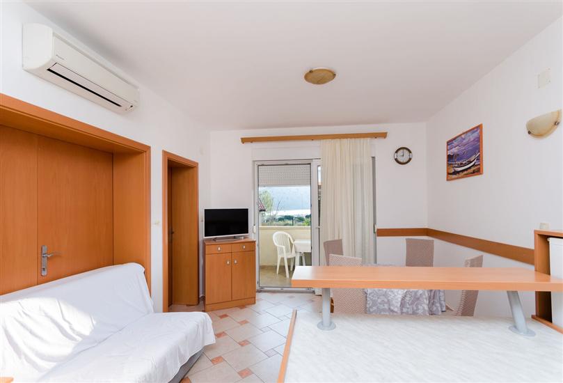 Apartment A2, for 5 persons