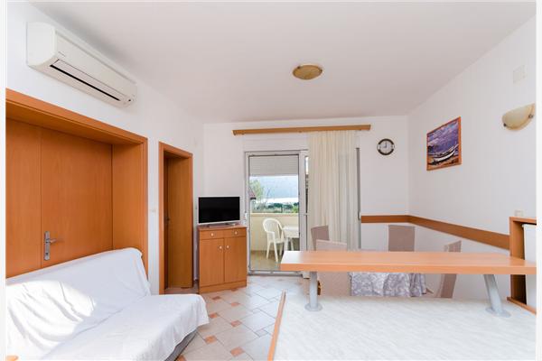 Apartment A2, for 5 persons