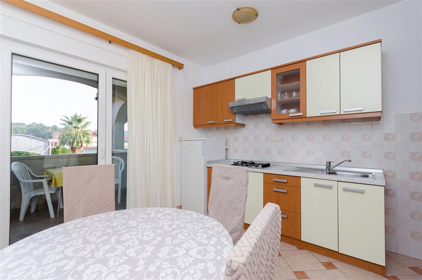 Apartment A3, for 5 persons