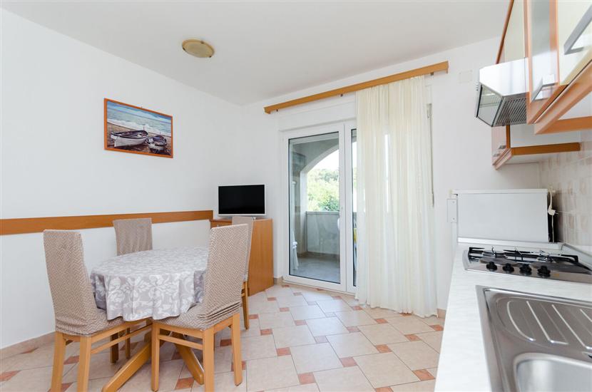 Apartment A3, for 5 persons