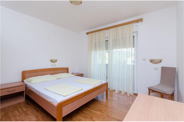 Apartment A3, for 5 persons