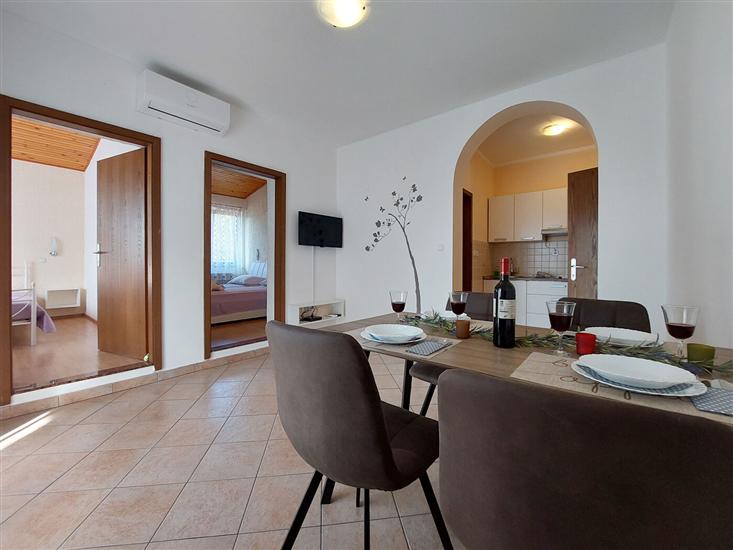 Apartment A2, for 4 persons