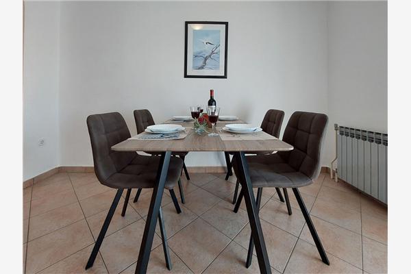 Apartment A2, for 4 persons