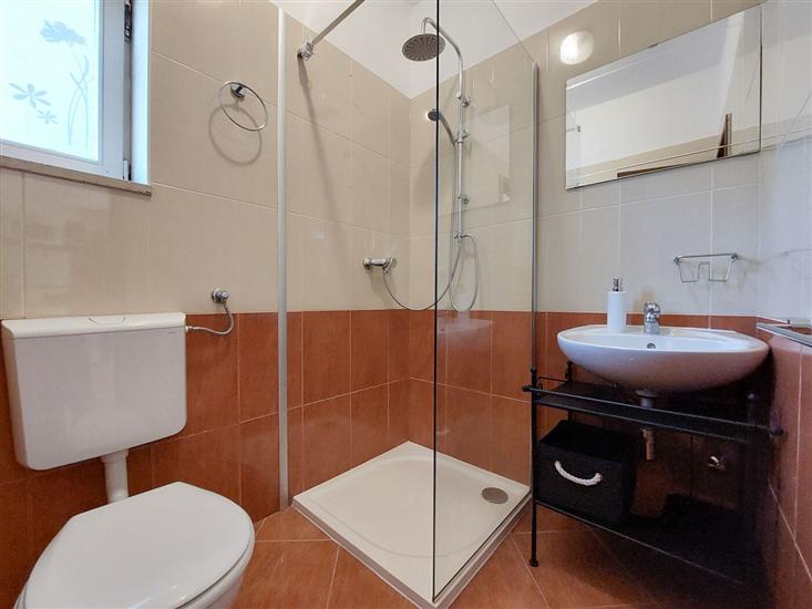 Apartment A3, for 6 persons