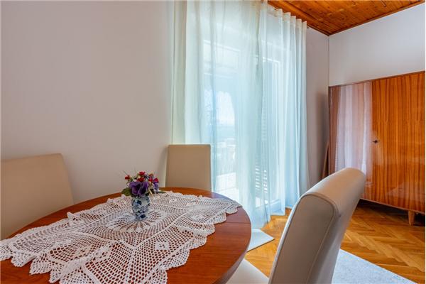 Apartman A2, na 6 osebe