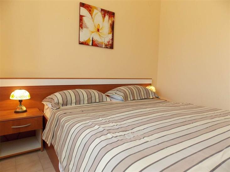 Apartment A1, for 6 persons