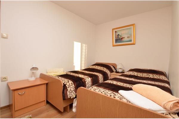 Apartment A1, for 6 persons