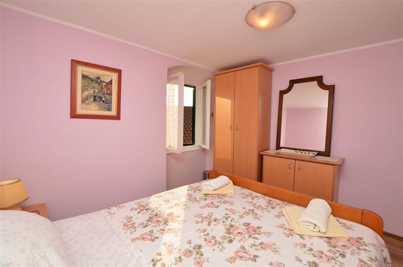 Apartment A1, for 6 persons