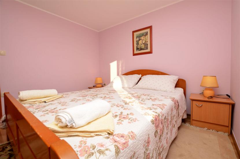 Apartment A1, for 6 persons