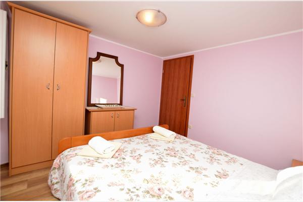 Apartment A1, for 6 persons