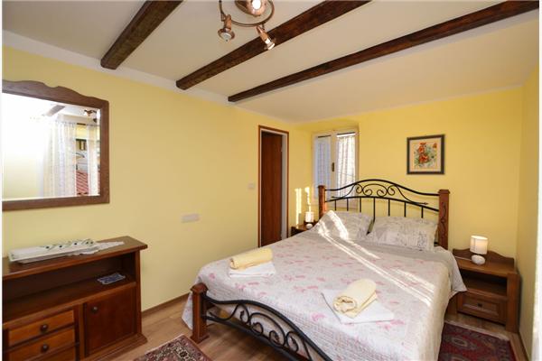 Apartment A1, for 6 persons