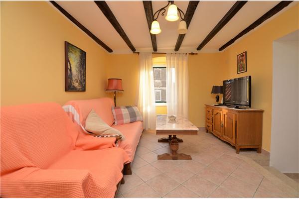 Apartment A1, for 6 persons