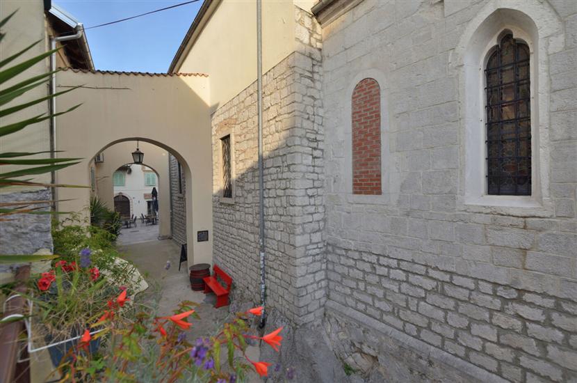 Apartment Stari Grad