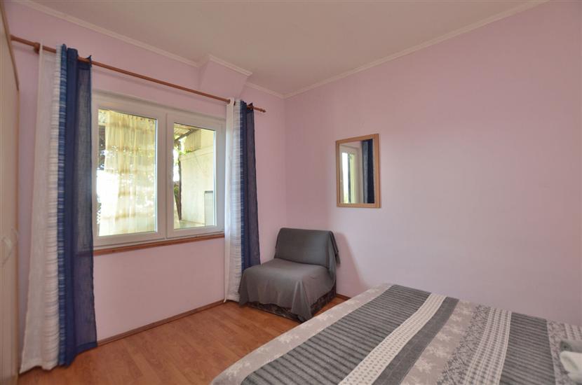 Apartment A1, for 3 persons