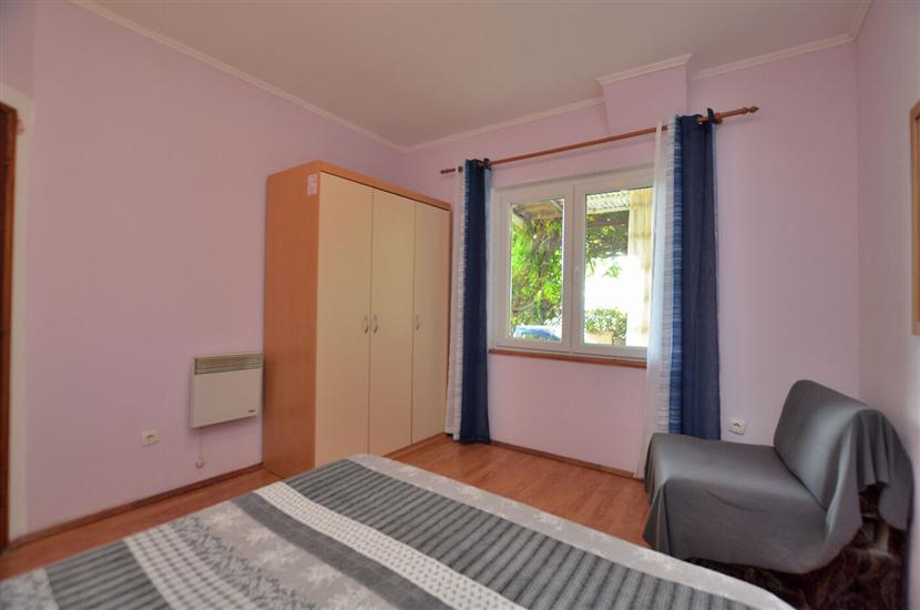 Apartment A1, for 3 persons