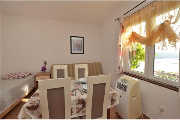 Apartment A1, for 3 persons