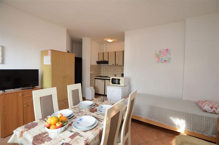 Apartment A1, for 3 persons