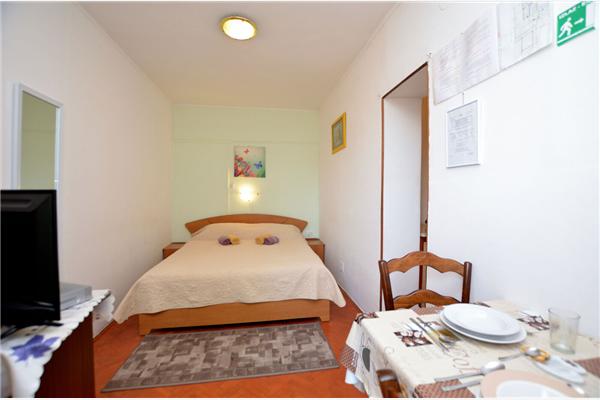Apartment A2, for 2 persons