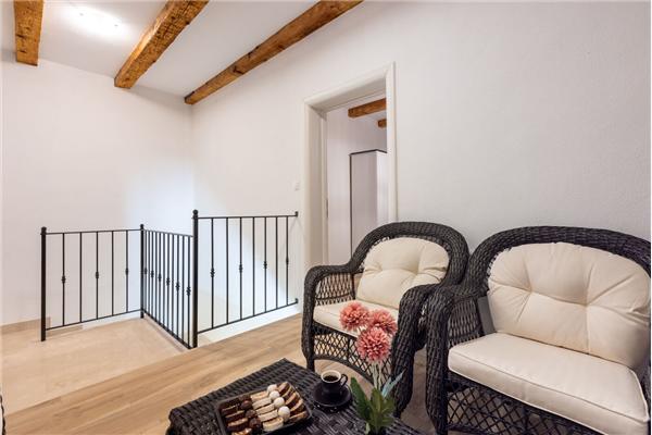 House K1, for 10 persons