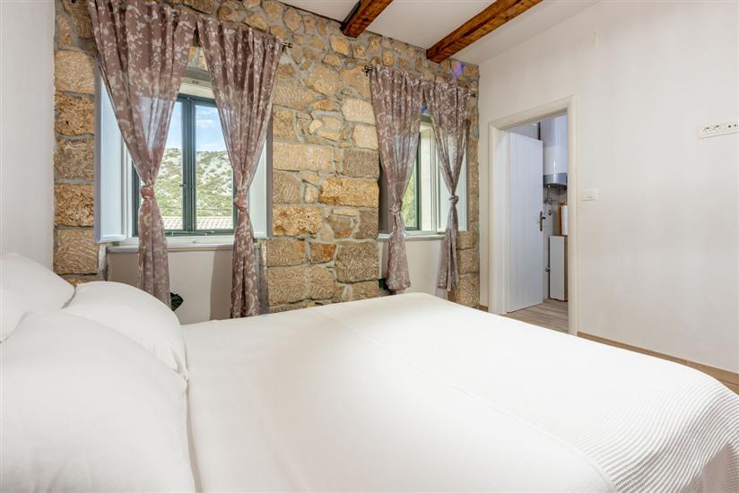 House K1, for 10 persons