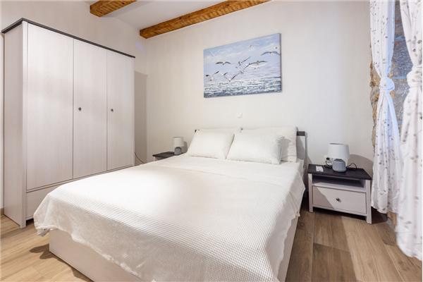 House K1, for 10 persons