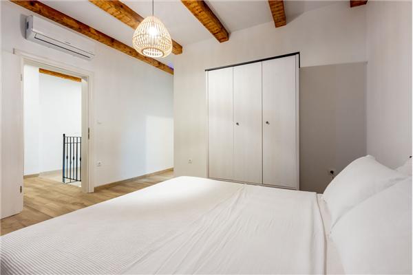 House K1, for 10 persons