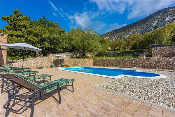 House K1, for 10 persons